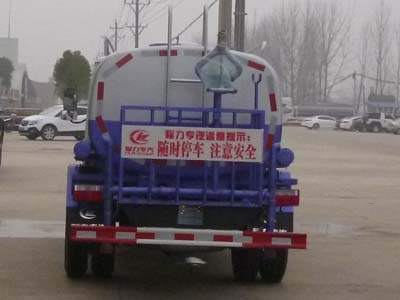 程力威牌CLW5071GPSE5型绿化喷洒车