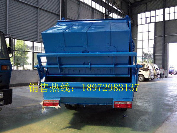 东风145老款（10方）压缩式垃圾车