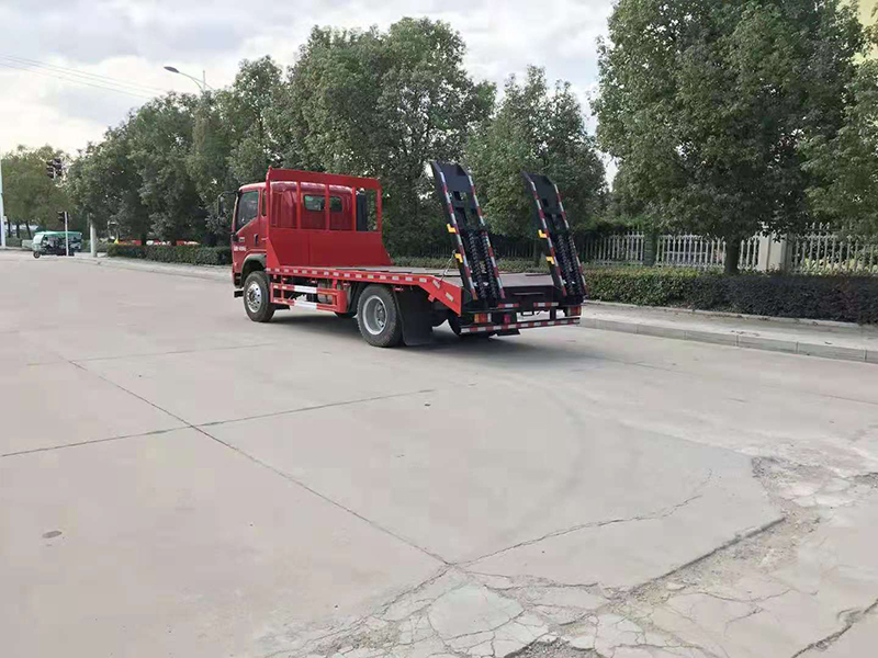 国六重汽王牌单桥黄牌平板运输车