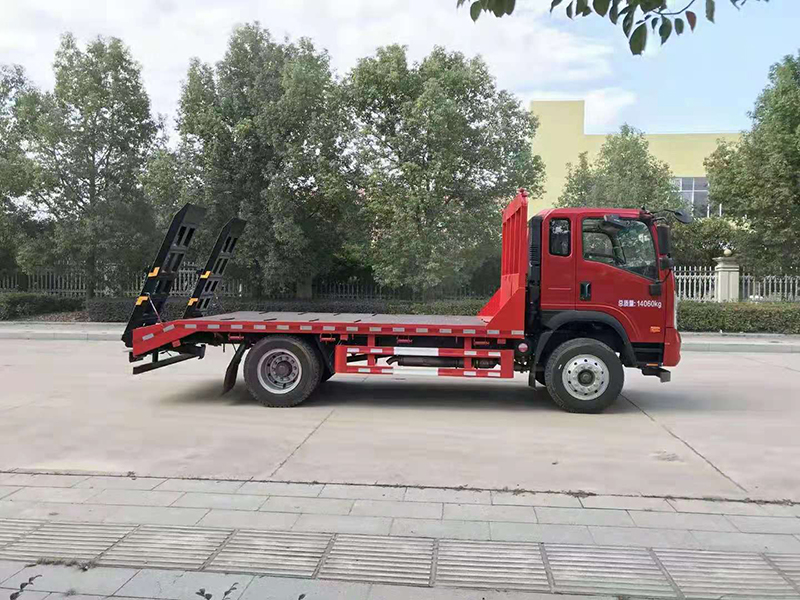 国六重汽王牌单桥黄牌平板运输车